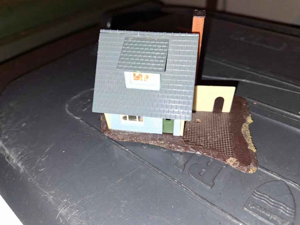 Huisjes fabriek boerderij modelspoor modeltreinbaan, Hobby en Vrije tijd, Modeltreinen | H0, Ophalen of Verzenden, Gelijkstroom of Wisselstroom