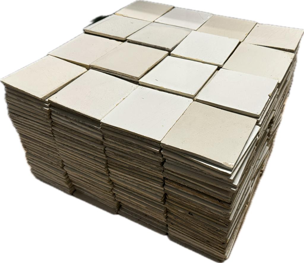 Witjes 13 x 13 cm zowel de echte oude als replica.