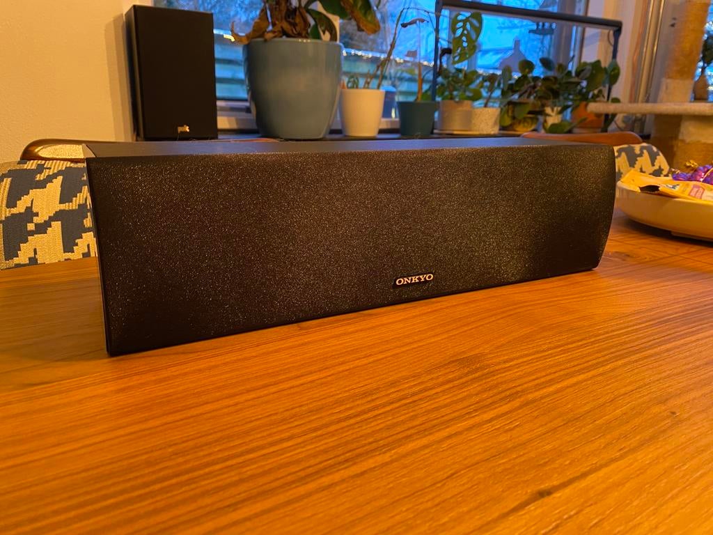 Onkyo SKC-591N center speaker., Overige merken, 70 watt of meer, Ophalen of Verzenden, Zo goed als nieuw