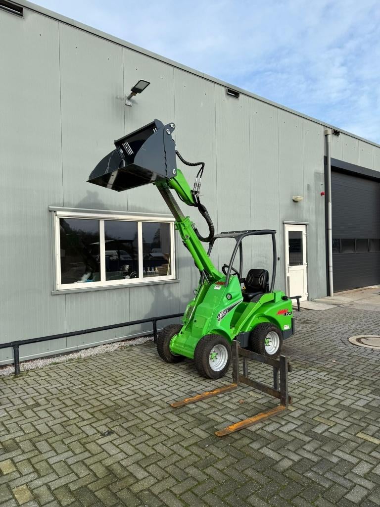 shovel Avant 423 te huur, Ophalen, Tuinaarde