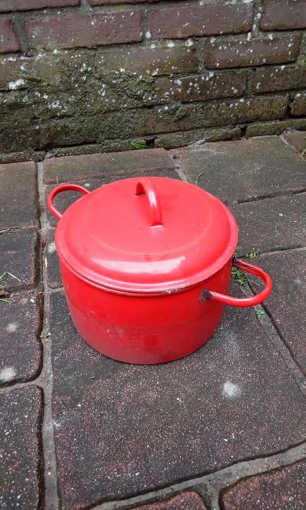 Rode pan Gaten onderkant, Ophalen of Verzenden