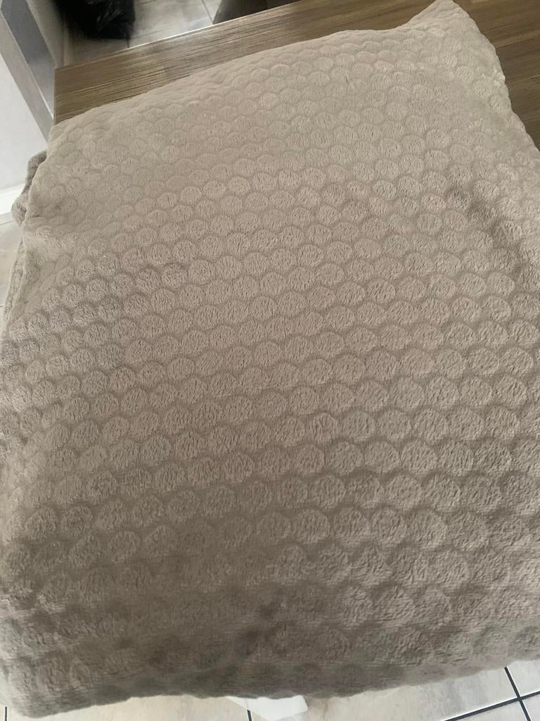 Plaids, Ophalen, Zo goed als nieuw