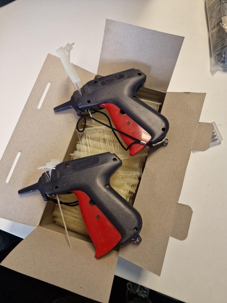 Ridderspoortangen + 5000 riddersporen + naalden, Hobby en Vrije tijd, Knutselen, Ophalen of Verzenden