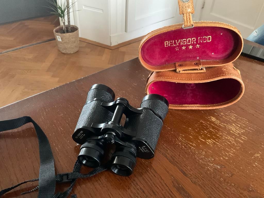 Verrekijker 8x40 - Klassiek model -perfecte staat -met koker, Gebruikt, 8 tot 12x, Met hoes of tas, Porro (met knik)