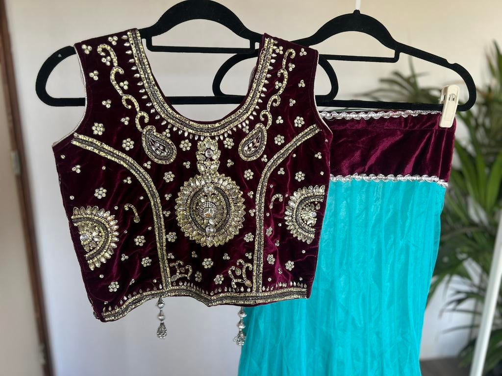 Lehenga met choli dupatta en sieraden !!, Kleding | Dames, Maat 38/40 (M), Overige typen, Overige kleuren, Nieuw