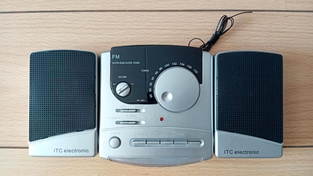 Wekkerradio, Ophalen of Verzenden, Zo goed als nieuw, Digitaal