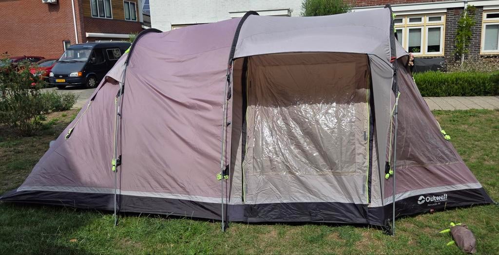 Outwell 4-persoons tent met luifel, Caravans en Kamperen, Ophalen