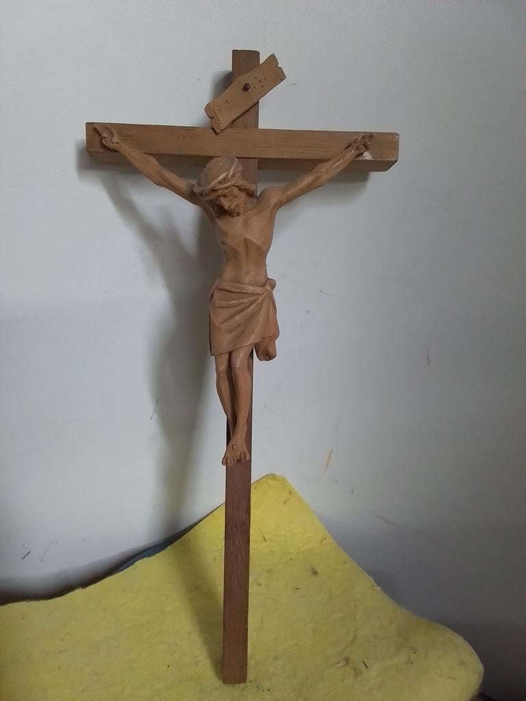 14681) mooi kruisbeeld 33x15 cm, Ophalen of Verzenden