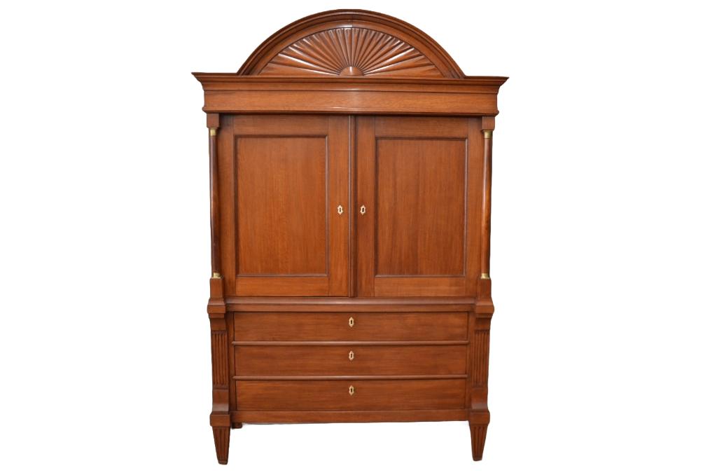 Klein Drents kabinet 226 cm hoog, Antiek en Kunst, Antiek | Woonaccessoires, Ophalen of Verzenden