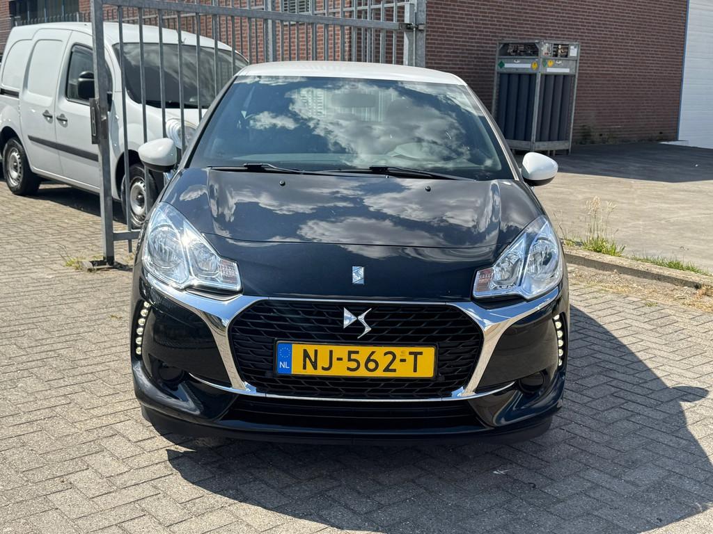 Citroen DS3 1.2 PureTech Chic 82PK! NL AUTO NAP! 2e eigenaar, Voorwielaandrijving, Stof, 1199 cc, 82 pk