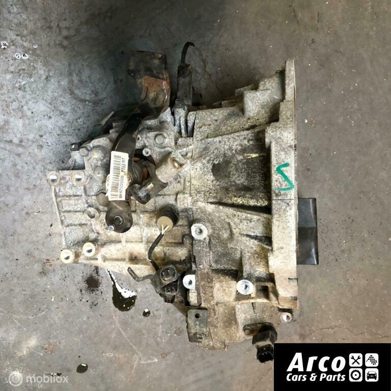 Hyundai i10 2017 Versnellingsbak 1.2 G4LA 71674 km Mh1671, Gebruikt, Ophalen of Verzenden, Hyundai, Hyundai