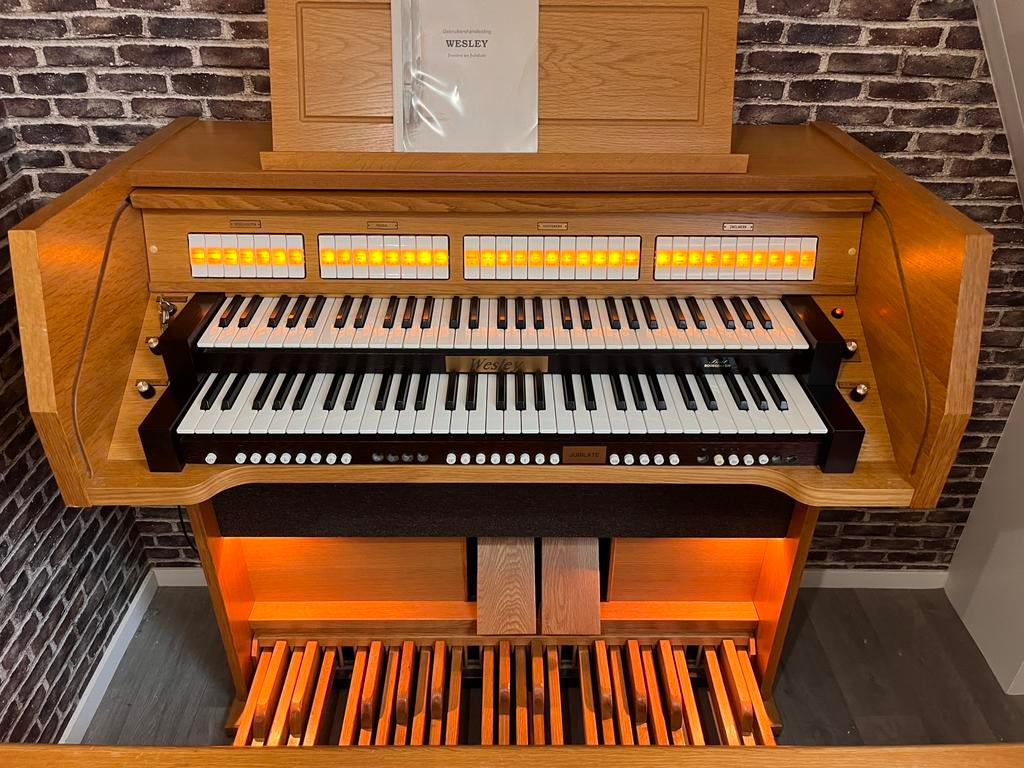 Wesley Jubilate (Johannus Opus 10), Muziek en Instrumenten, Orgels, Ophalen, Gebruikt, 2 klavieren, Orgel