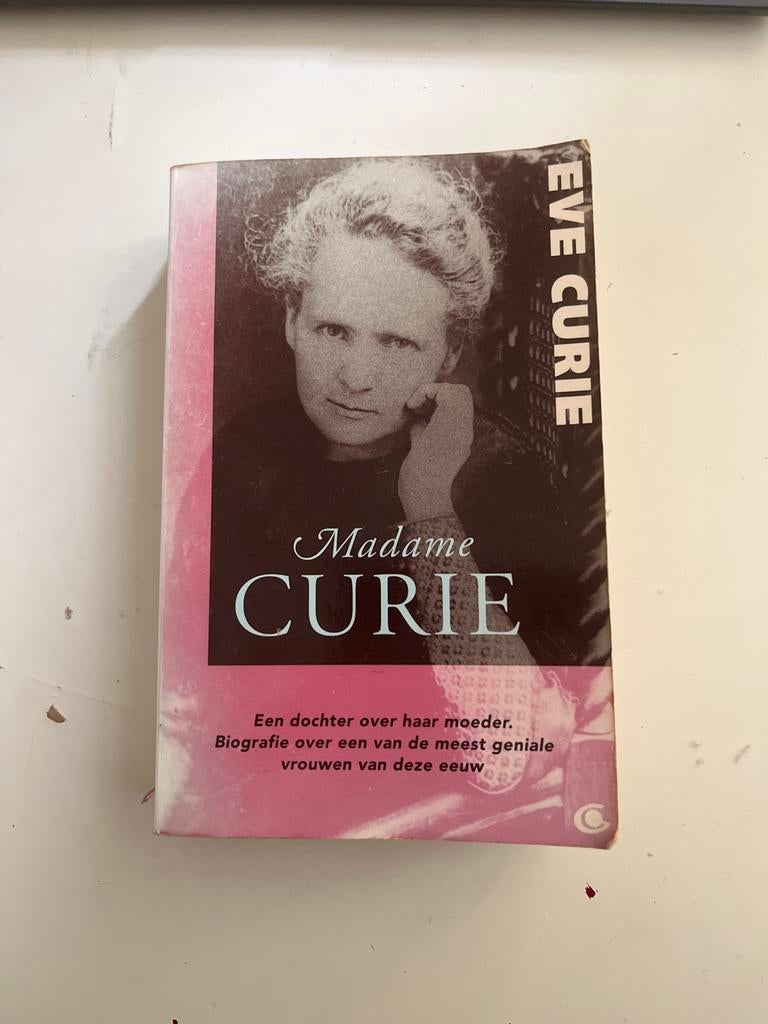 E. Curie - Madame Curie, Gelezen, Wetenschap, Ophalen of Verzenden, E. Curie