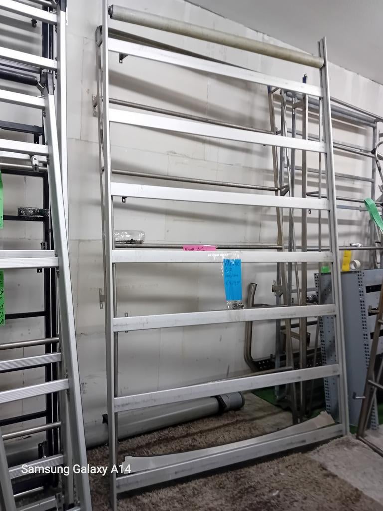 Imperiaal Opel Vivaro Lengte 2 (2001-2014), Ophalen