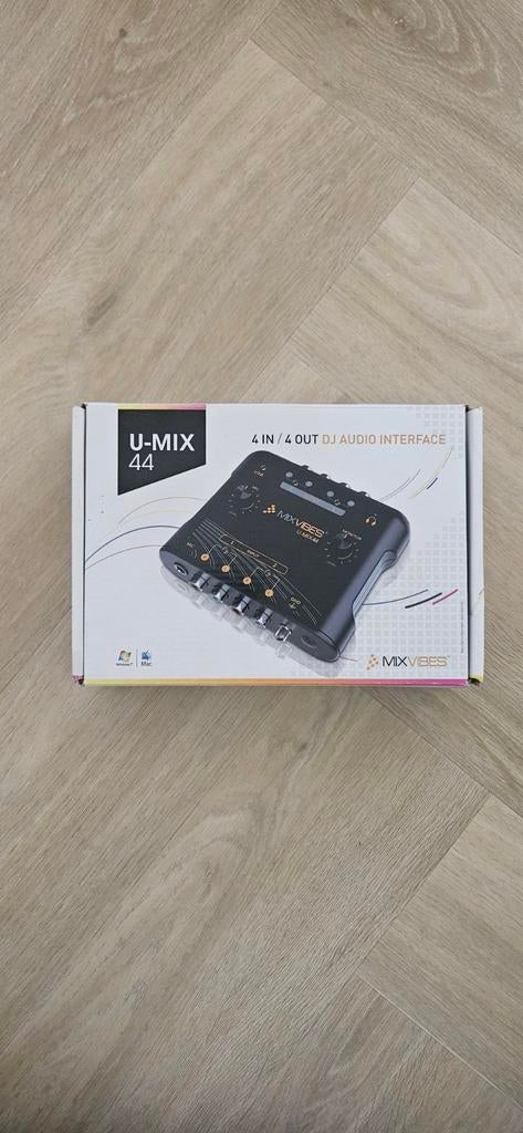 MixVibes U-MIX44 USB audio interface, Ophalen of Verzenden, Zo goed als nieuw
