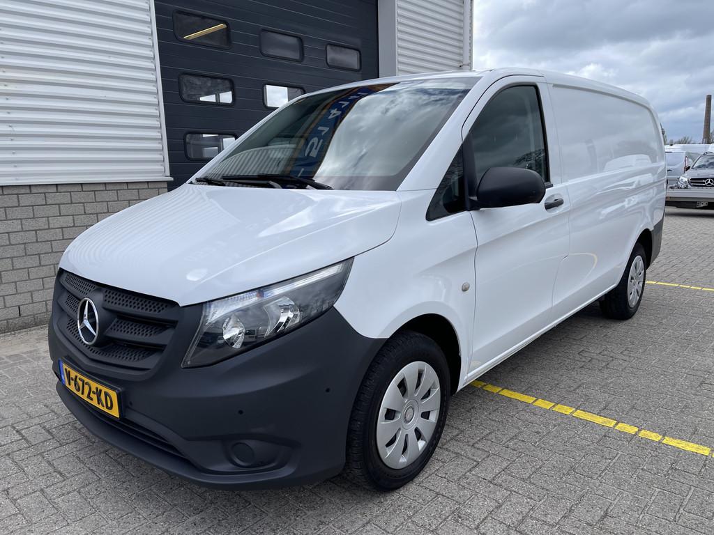 Mercedes-Benz Vito 111 CDI Functional Lang L2H1 / rijklaar, Auto's, Bestelauto's, Voorwielaandrijving, Stof, Gebruikt, 4 cilinders