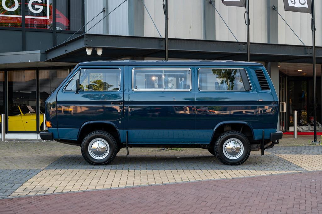 Volkswagen Caravelle T3 Syncro (bj 1988), Auto's, Stof, Zwart, Overige carrosserieën, Origineel Nederlands