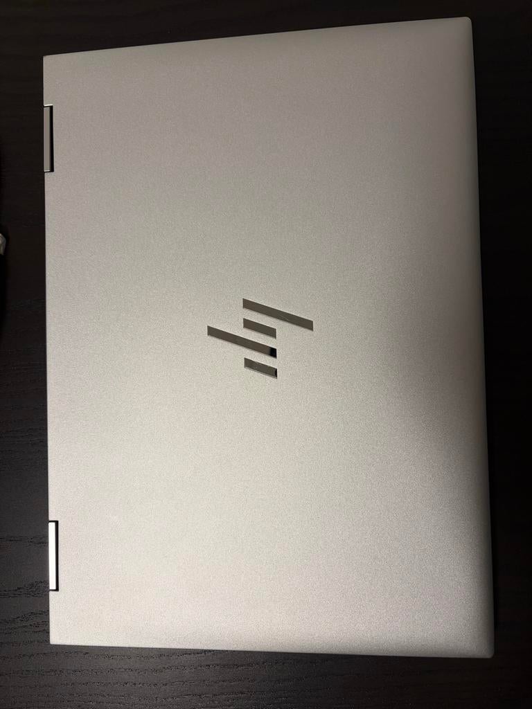 HP EliteBook 1040 x360 G9, Computers en Software, Windows Laptops, Ophalen, 2 tot 3 Ghz, Qwerty, Zo goed als nieuw