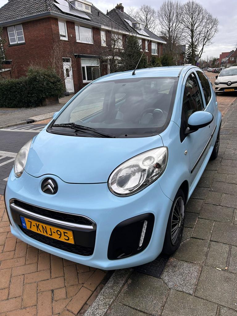 Citroën C1 1.0i 68PK 5D 2013 Blauw, Voorwielaandrijving, C1, Origineel Nederlands, Handgeschakeld