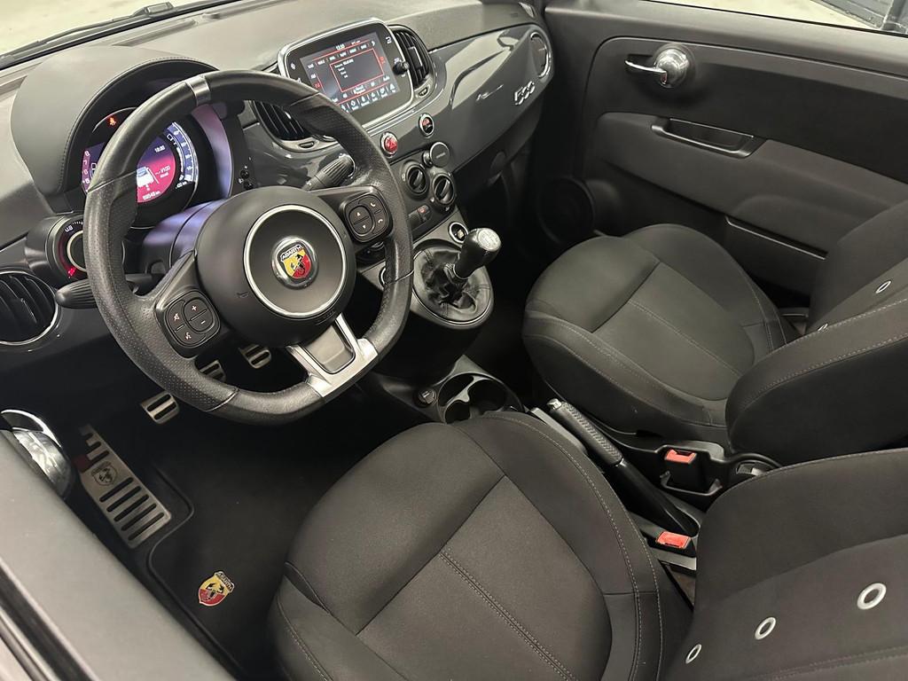 Abarth 500 C 1.4 T-Jet Abarth 595 70th Anniversary Sport Cab, Voorwielaandrijving, 15 km/l, Gebruikt, Zwart