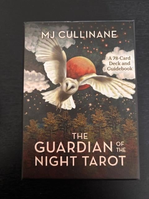 Guardian of the night tarot, Tarot of Kaarten leggen, Verzenden, Overige typen, Zo goed als nieuw