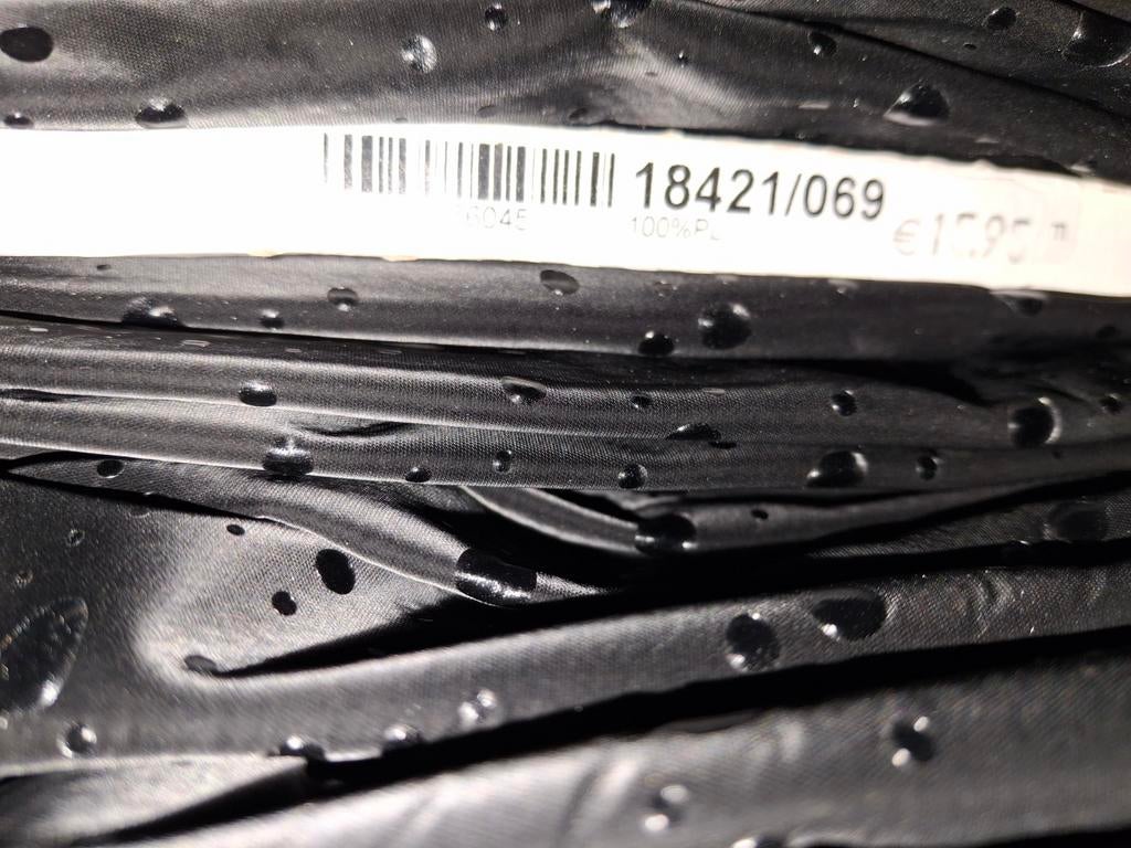 Ruim 11 meter zwarte stof met teddy achterkant, 120 cm of meer, Ophalen of Verzenden, Katoen, Nieuw