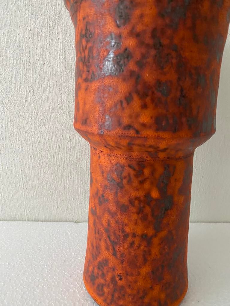 Keramiek jaren 70 vaas in rood , West Germany, Huis en Inrichting, Woonaccessoires | Vazen, Gebruikt, Ophalen of Verzenden, Onbekend