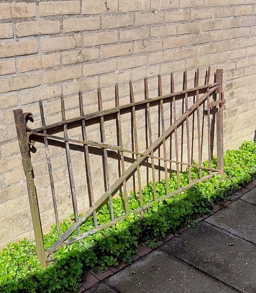 Oud smeden ijzeren hek, Ophalen, Gebruikt, 20 m² of meer