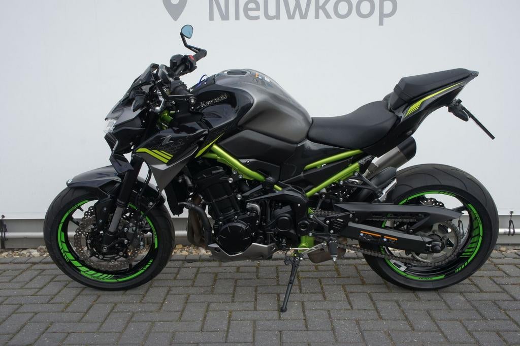 KAWASAKI Z900 (bj 2020), 4 cilinders, Motorrijbewijs A, 948 cc, Bedrijf