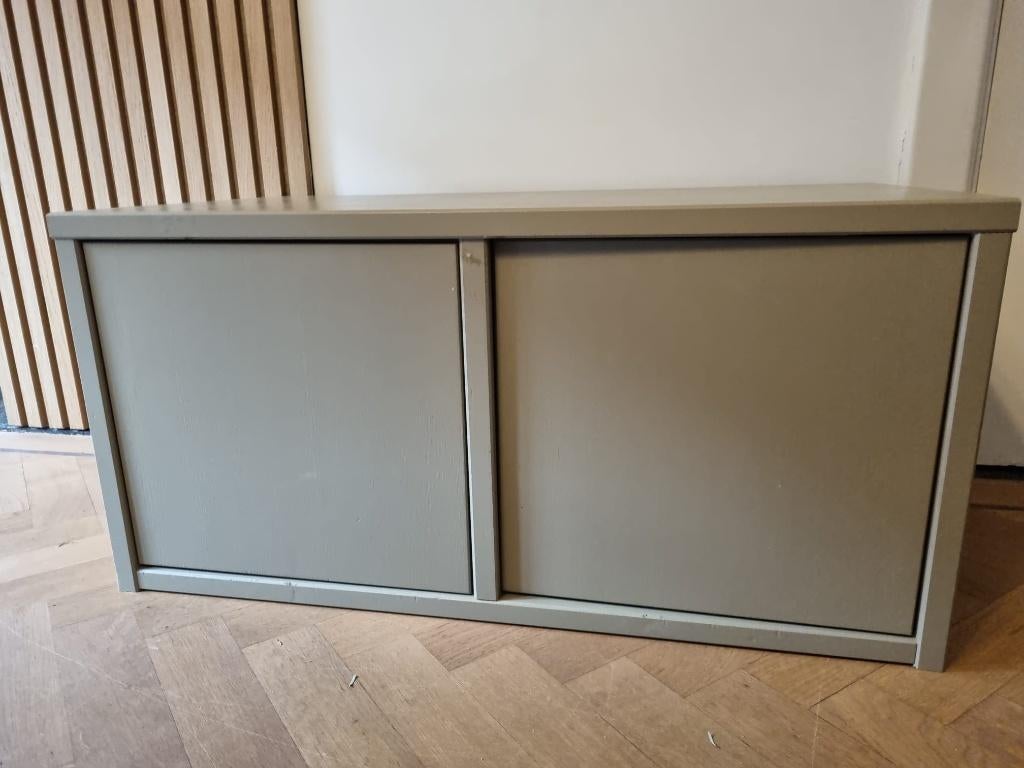 WOOOD Turner opbergbank – grenen – kleur mud – €70, Huis en Inrichting, Ophalen, Gebruikt