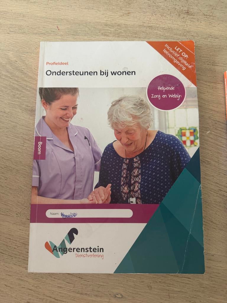 Helpende zorg en welzijn boeken, Boeken, Studieboeken en Cursussen, Ophalen of Verzenden, Gamma, Gelezen, MBO