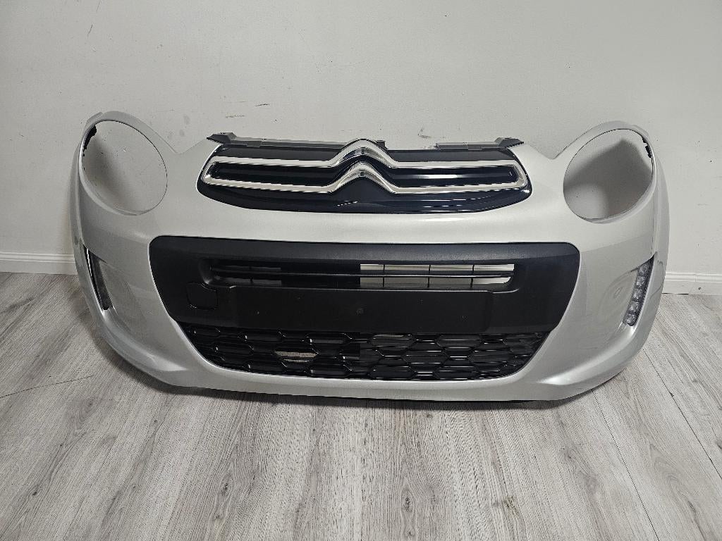 Citroen C1 origineel voorbumper compleet Gril Led, Citroën, Voor, Nieuw, Ophalen of Verzenden
