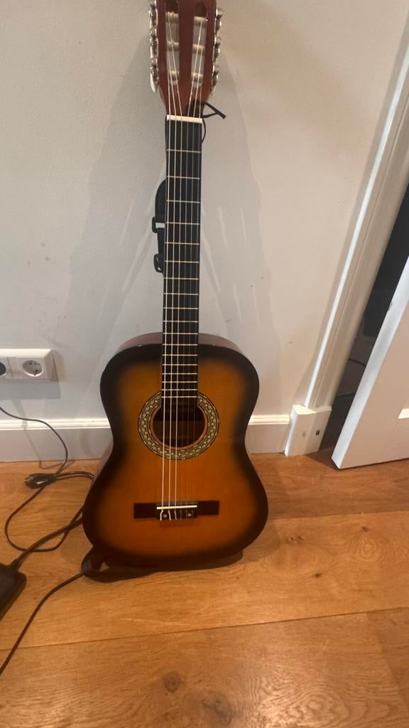 guitar pyleusa, Ophalen of Verzenden, Zo goed als nieuw, Klassieke of Spaanse gitaar