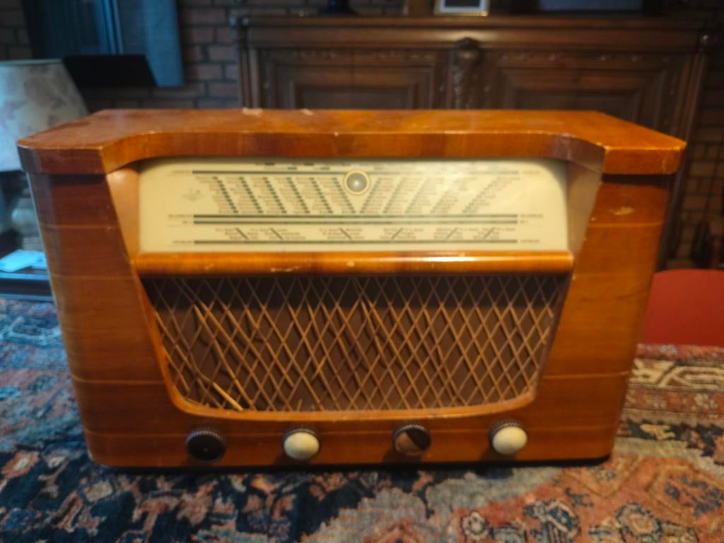 Buizen radio Neutrofon type 5205, Ophalen