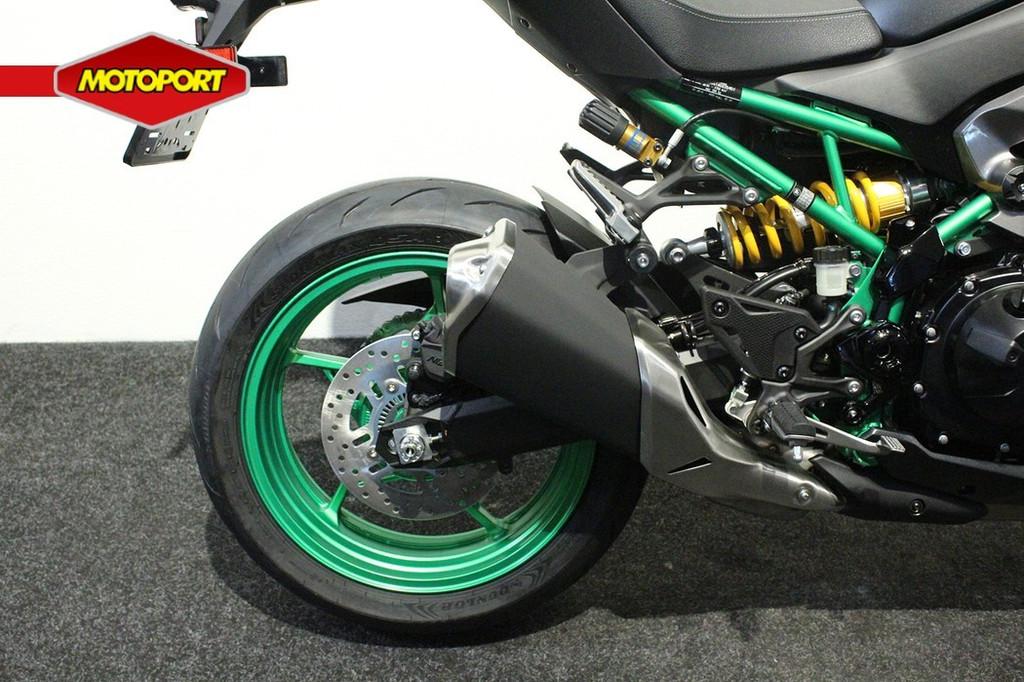 Kawasaki Z900 SE - foto 3