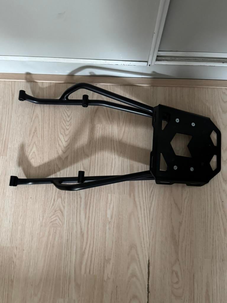 Topkoffer rek, Motoren, Ophalen, Nieuw