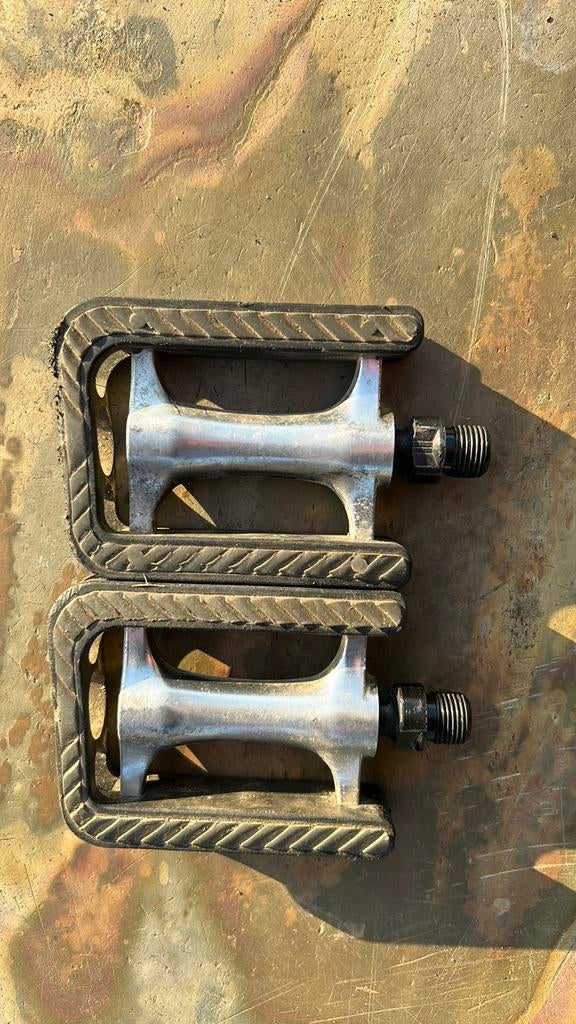 Fietspedalen, Fietsen en Brommers, Fietsonderdelen, Ophalen of Verzenden, Gebruikt, Algemeen, Crankstel of Pedalen