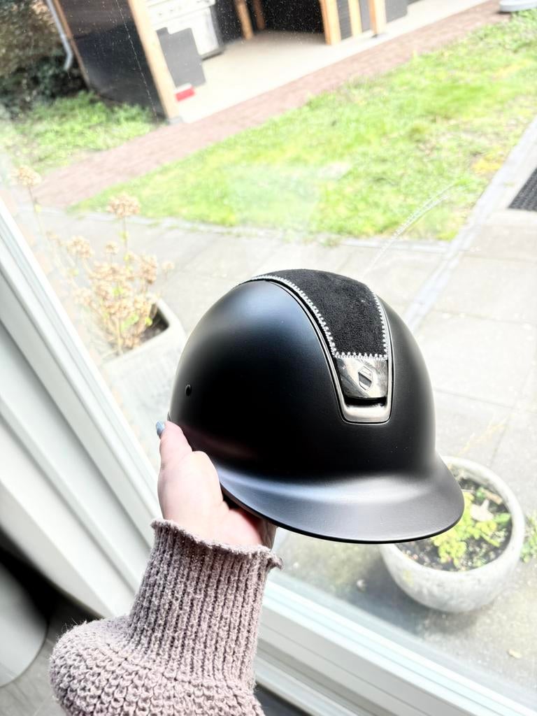 Samshield, Dieren en Toebehoren, Paardrijkleding, Zo goed als nieuw, Cap, Dressuur, Ophalen of Verzenden