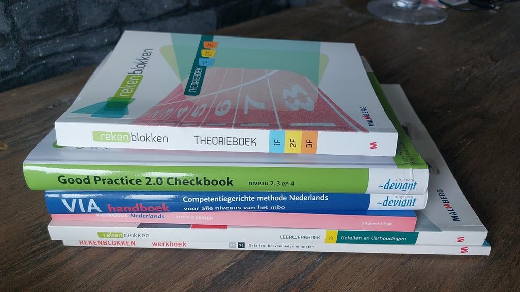 Studieboeken Nederlands, Engels en Rekenen MBO, Boeken, Ophalen of Verzenden, Alpha, Gelezen, MBO
