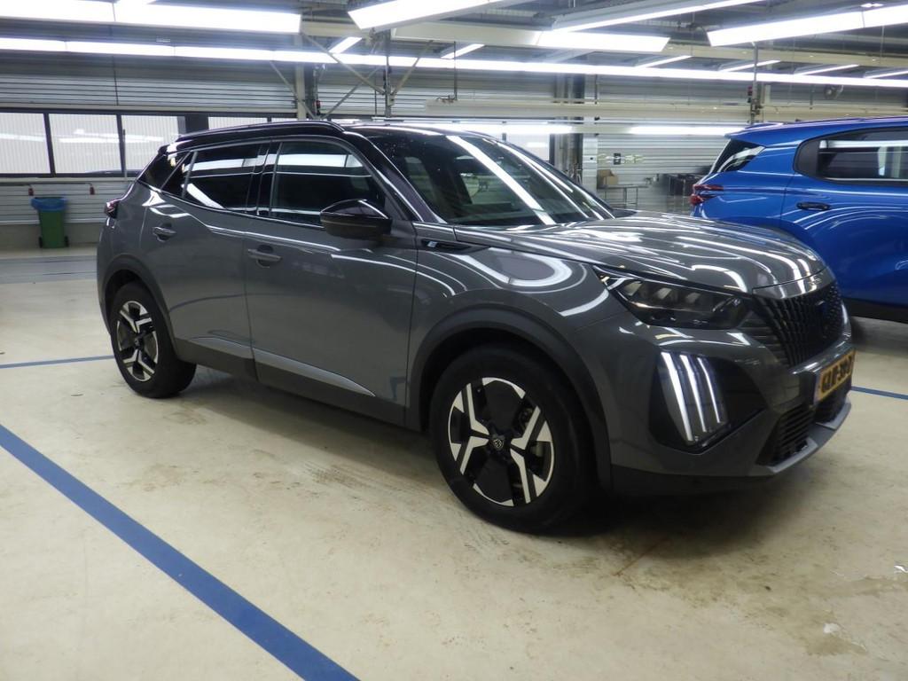 Peugeot e-2008 EV GT 54 kWh (Nieuwprijs € 44.450.- ), Parkeersensor, Gebruikt, Zwart, 156 pk