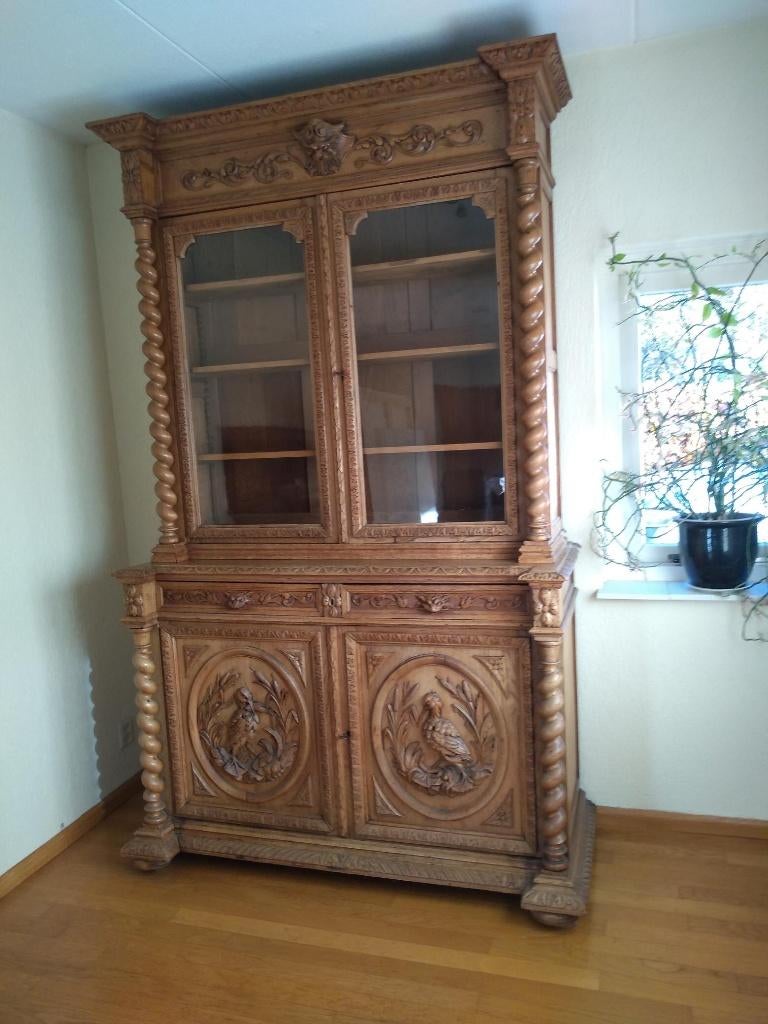 Antieke eikenhouten jagerskast, Ophalen