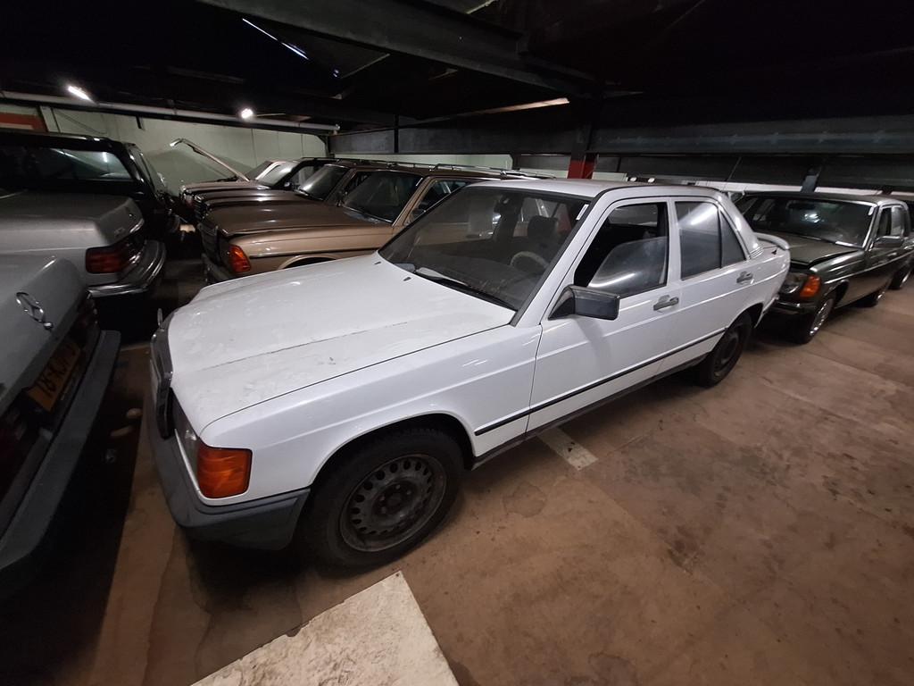 Mercedes-Benz 190D (bj 1986), Achterwielaandrijving, Gebruikt, 4 cilinders, Sedan
