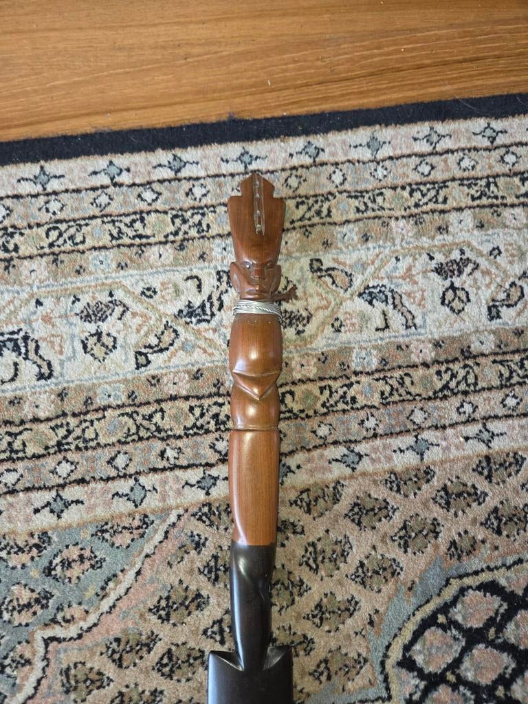 Antieke dolk/zwaard, Ophalen