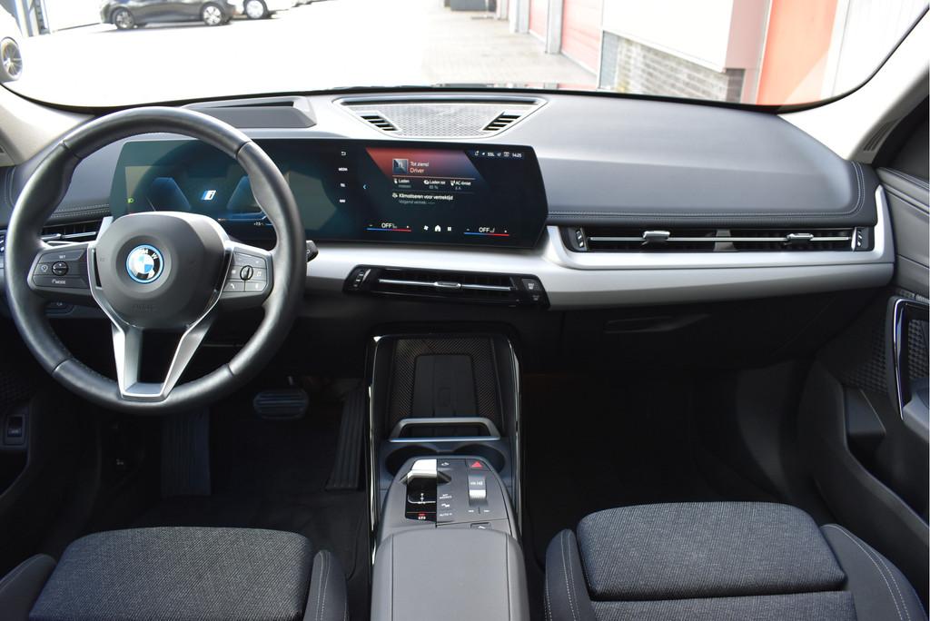 BMW X1 xDrive25e Head up, Virtual cockpit, Elek. trekhaak, 3, Stof, Gebruikt, Zwart, Origineel Nederlands