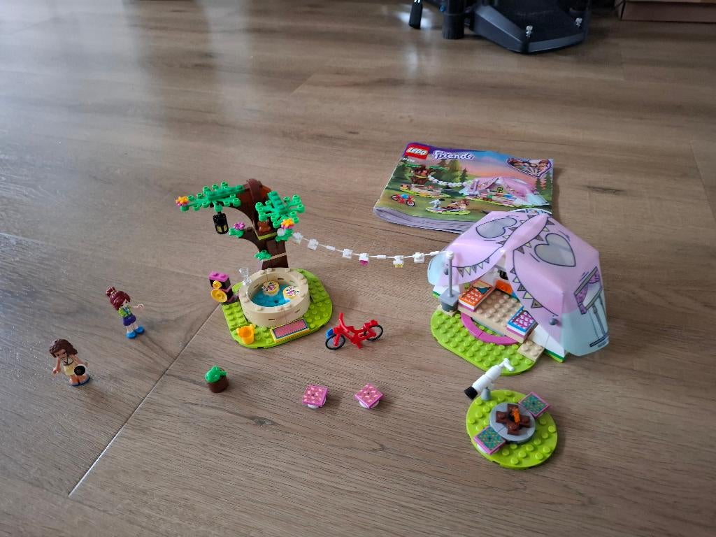 Lego friends glamping in de natuur 41392, Lego, Compleet, Friends, Ophalen of Verzenden