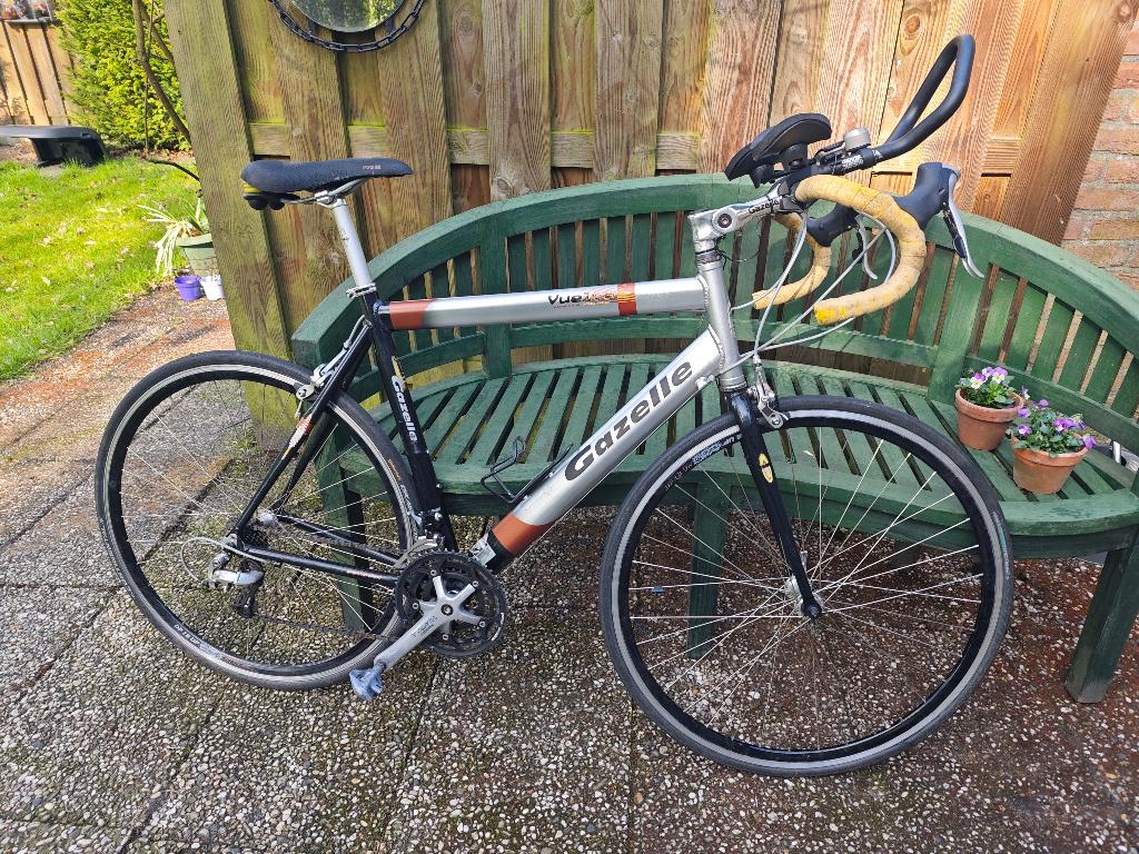 Gazelle Vuelta racefiets, Ophalen, Gebruikt, Versnellingen, 61 tot 65 cm