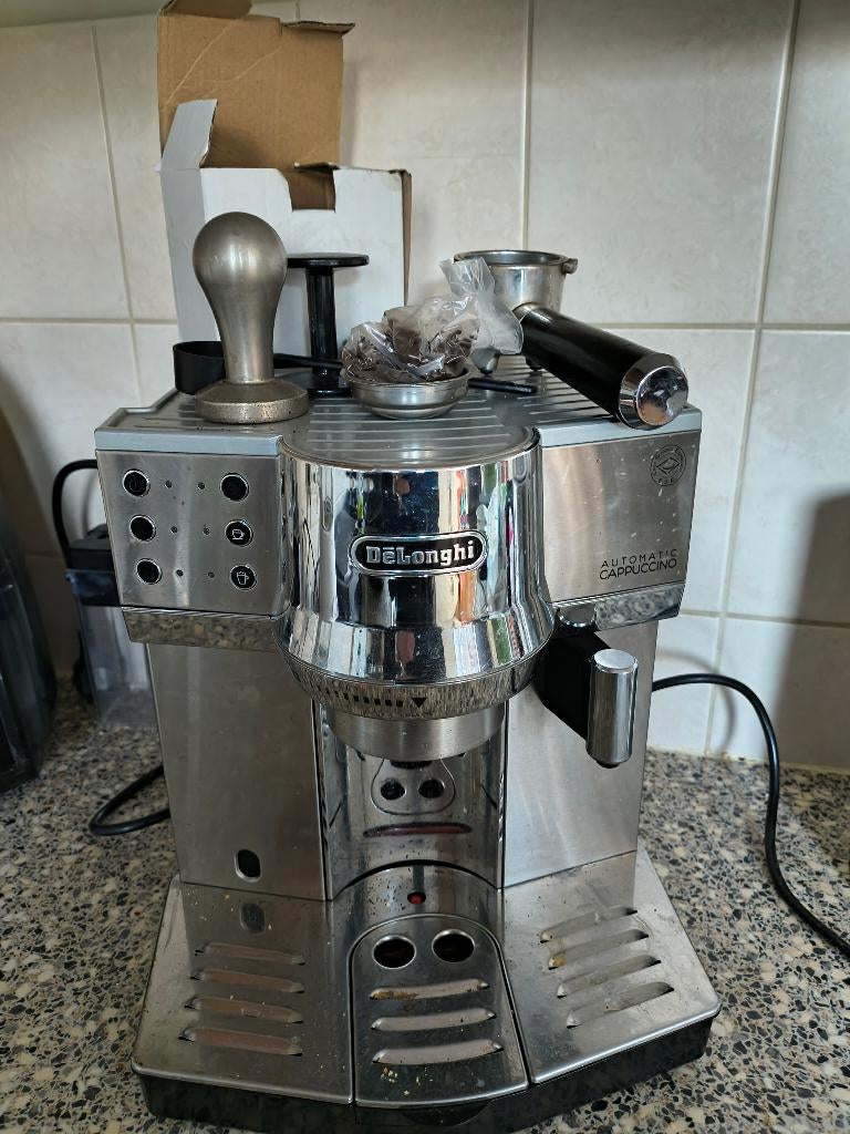 De'Longhi Espresso machine, Espresso apparaat, Ophalen of Verzenden, Zo goed als nieuw, Gemalen koffie