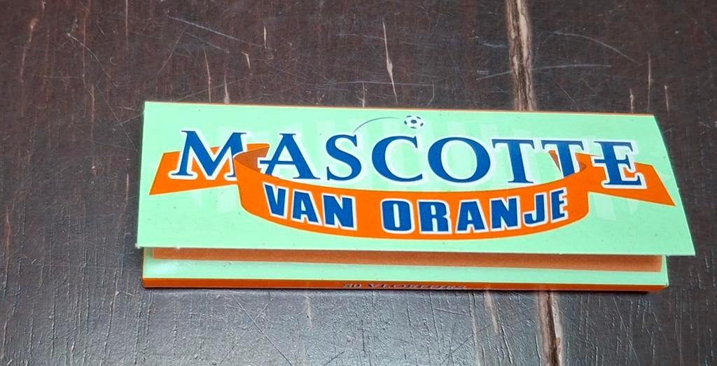 Special WK edition Doos met 100 pakjes oranje mascotte vloei, Ophalen of Verzenden, Nieuw, Overige typen