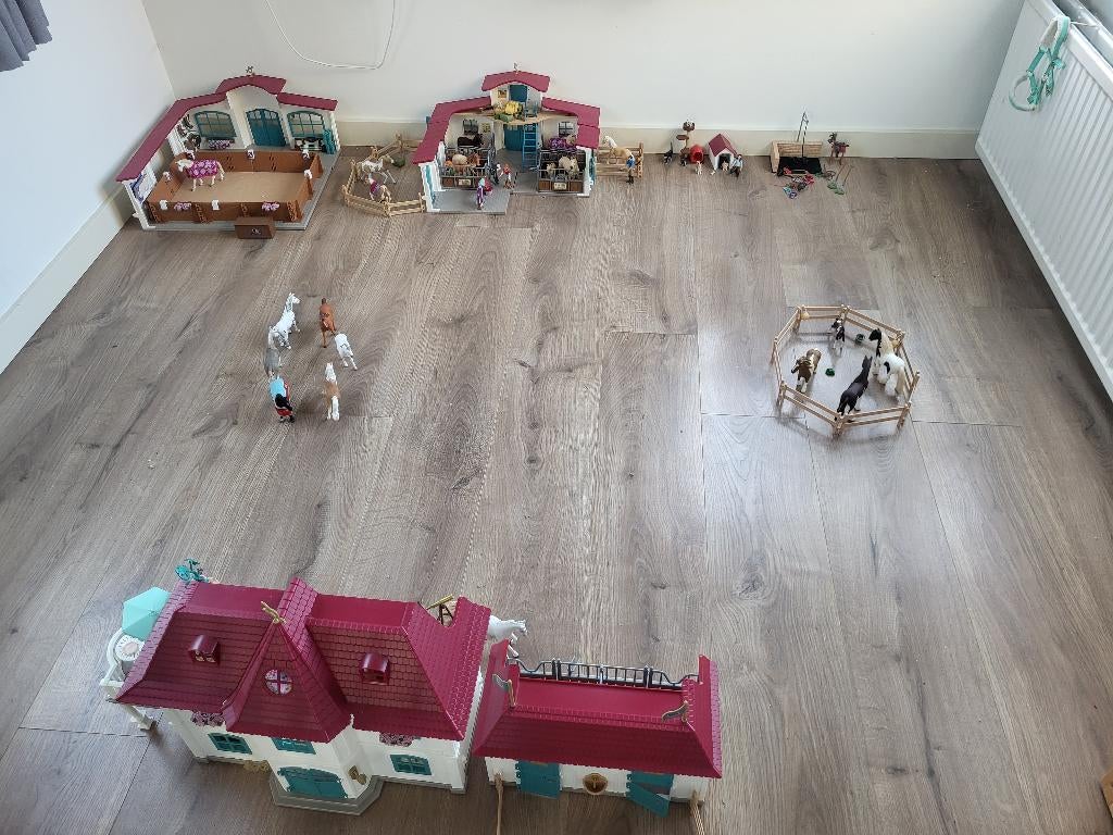 Schleich complete set, Ophalen, Zo goed als nieuw