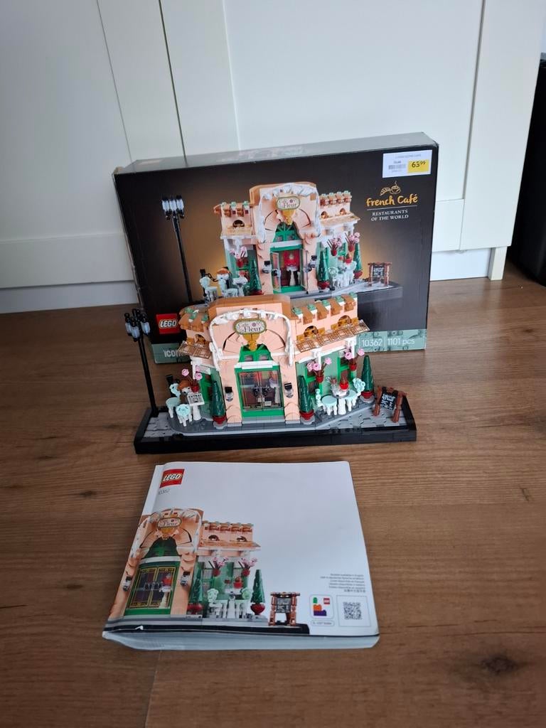 Lego French Café compleet met doos en boekje, Lego, Ophalen of Verzenden, Zo goed als nieuw, Compleet